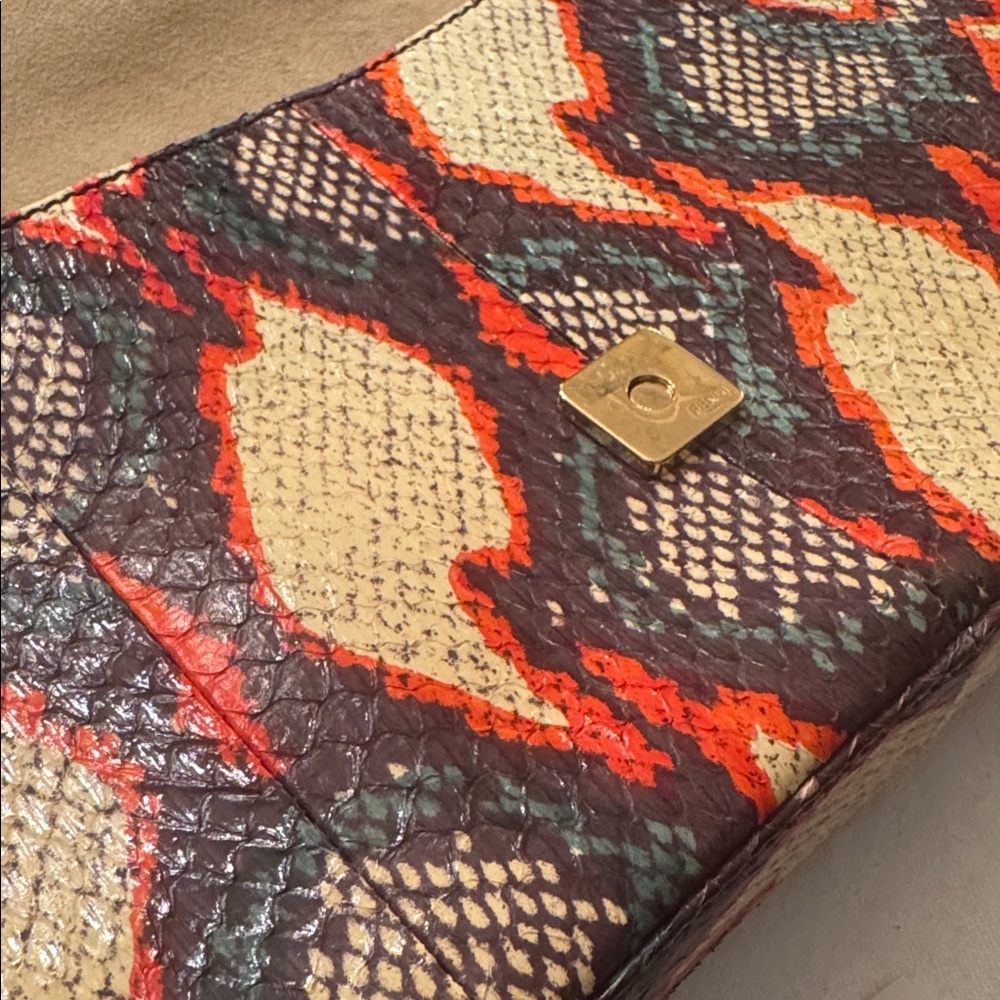 FENDI VINTAGE BAGUETTE ❤️🧡🖤💚 - Picture 17 of 17